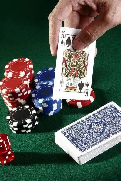 Tampilan dashboard meja live roulette dengan dealer dan antarmuka pemain